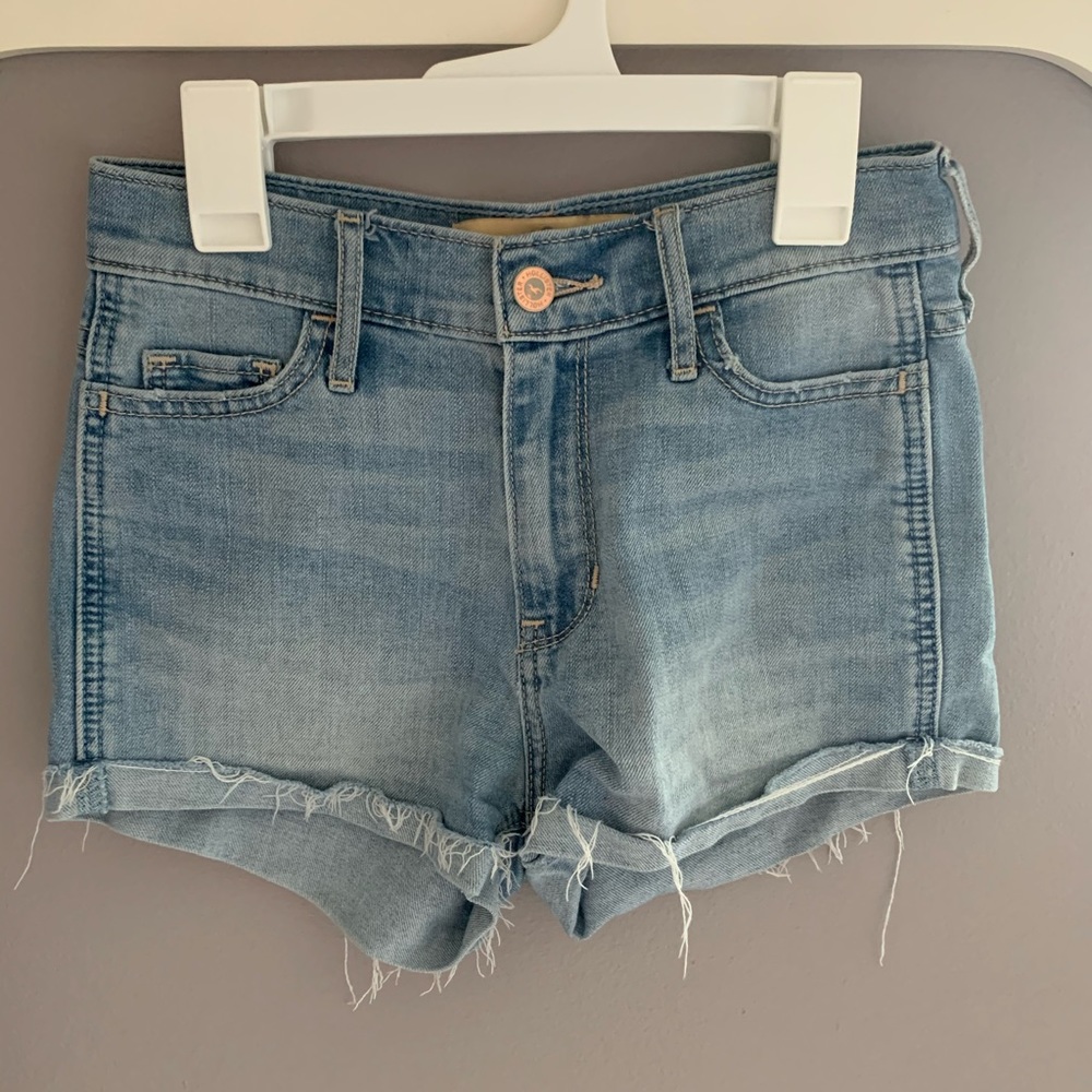 Women’s high waisted jean shorts
